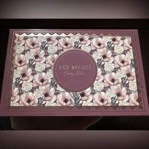 Ace Beautē Smoky Roses Palette NEW!